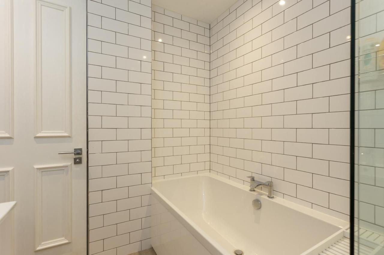 Royal 2Bed Apartment City Center Edinburgh Exterior photo
